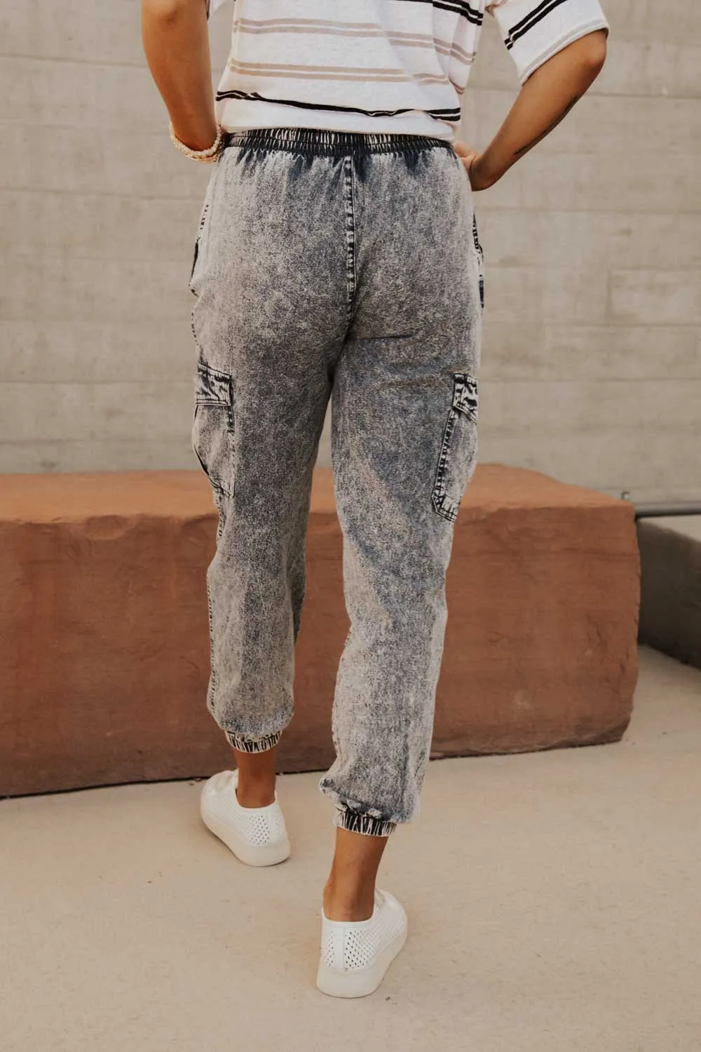 Luna Denim Cargo Joggers in Medium Wash