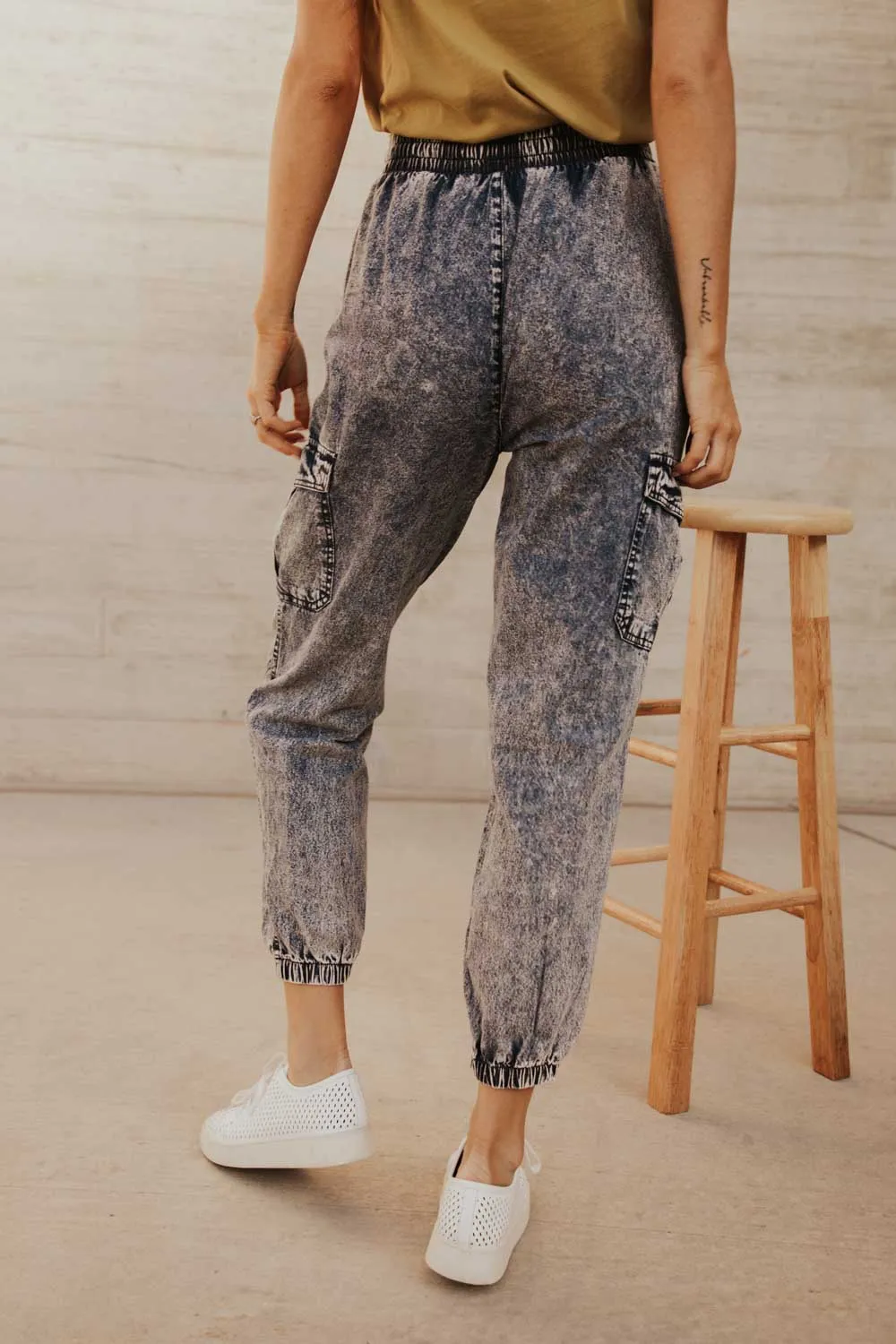 Luna Denim Cargo Joggers in Medium Wash